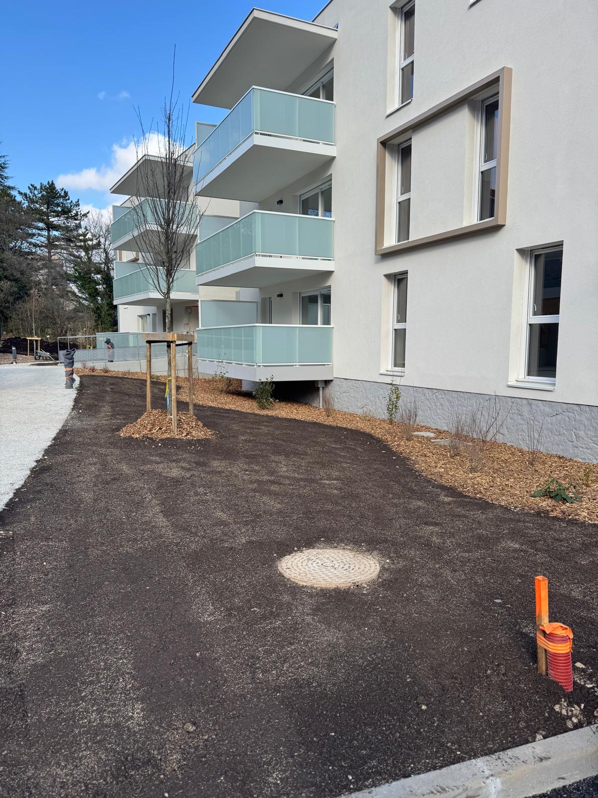 Création de terrasse et design paysager par MB Paysage 38