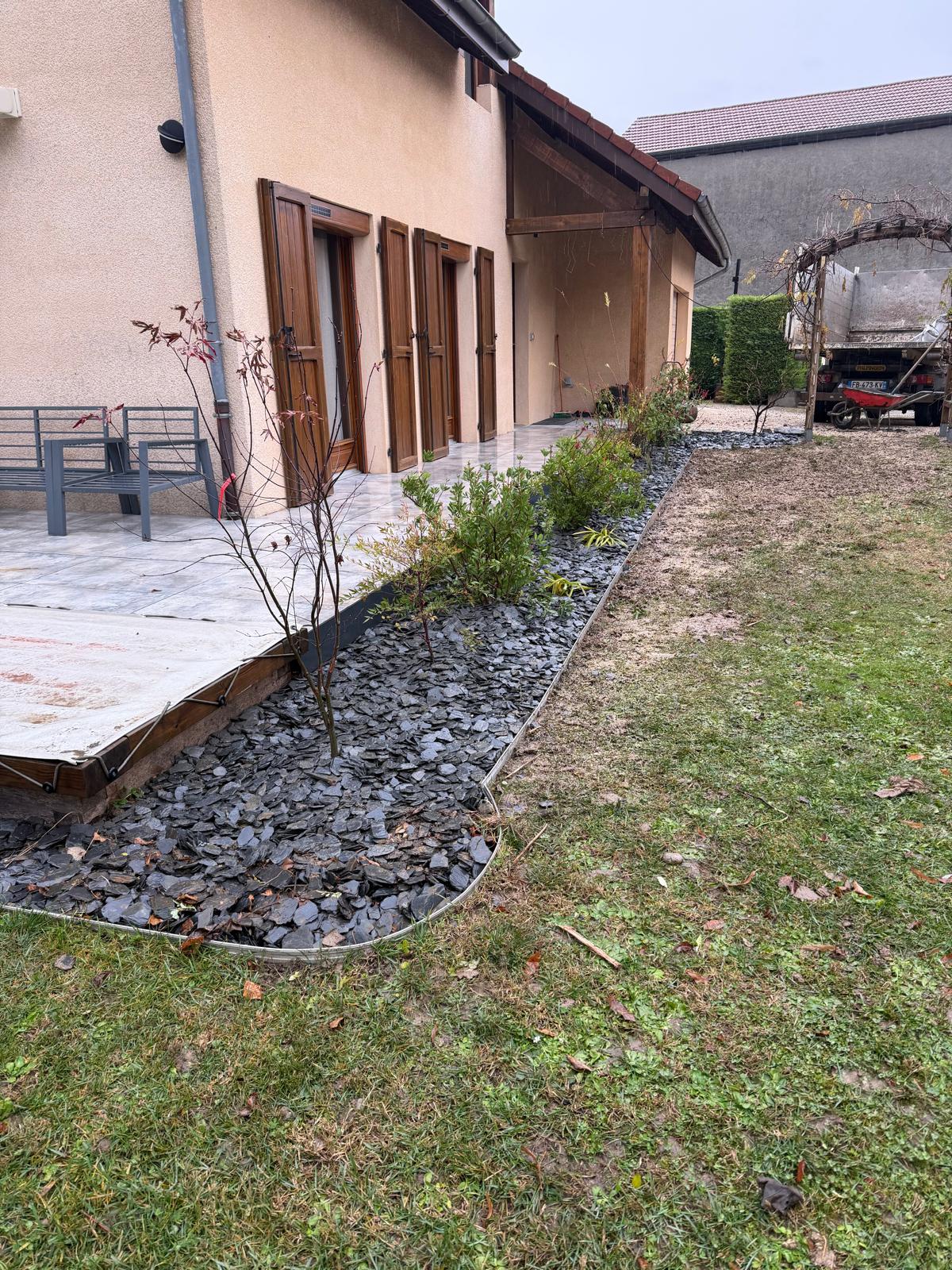 Conception paysagère et installation de haie de bambou